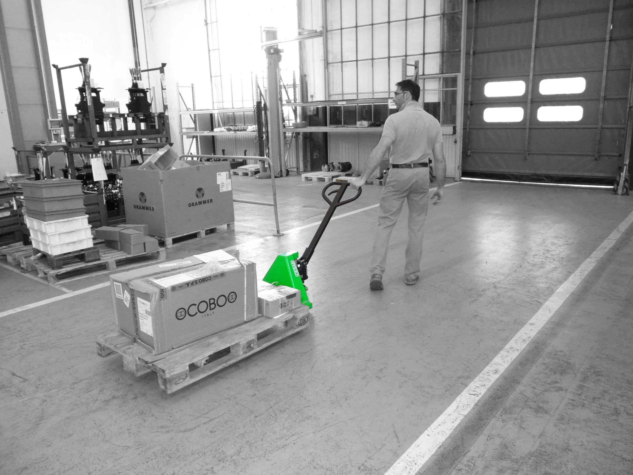 ce300-transpalettes-manuels-cesab-ce300