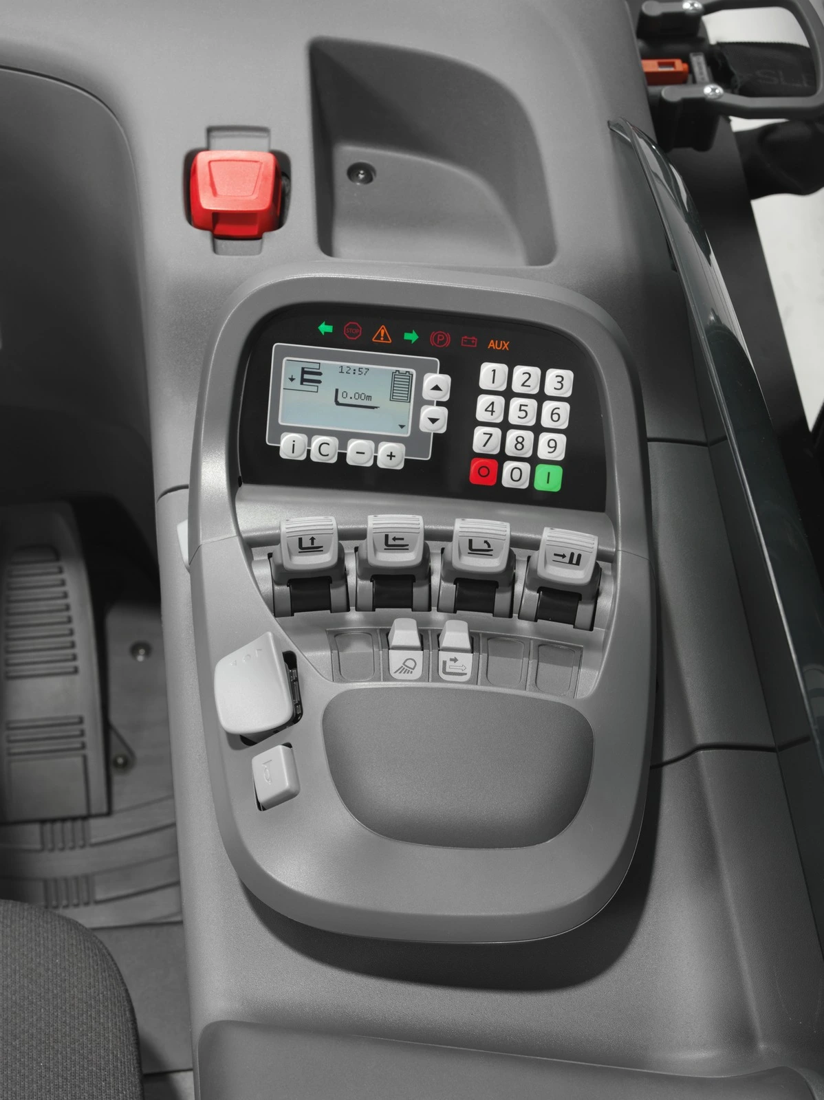 chariots-a-mat-retractable-cesab-r100-r100_multifunctional_levers