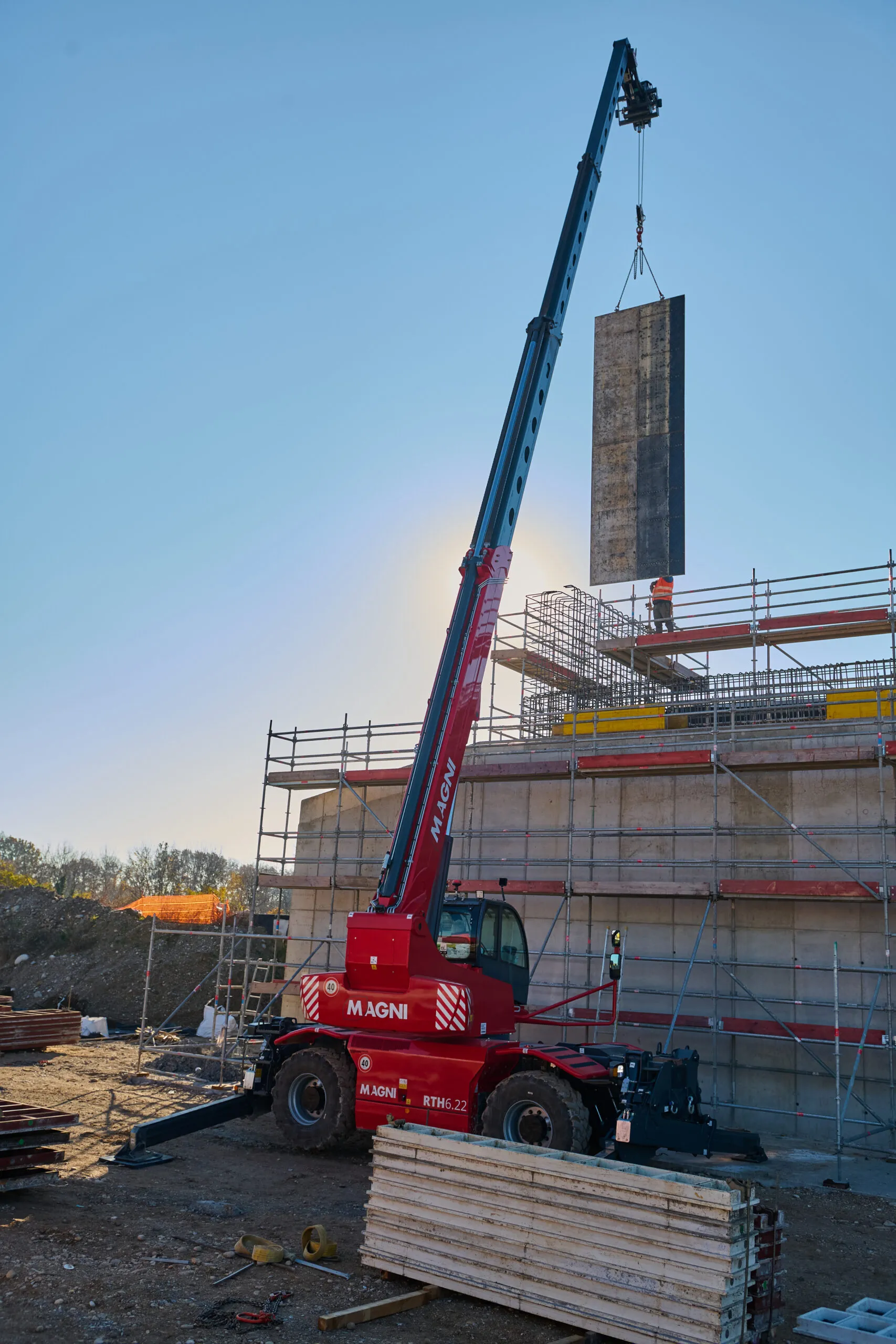 RTH 6 tonnes Magni en levage